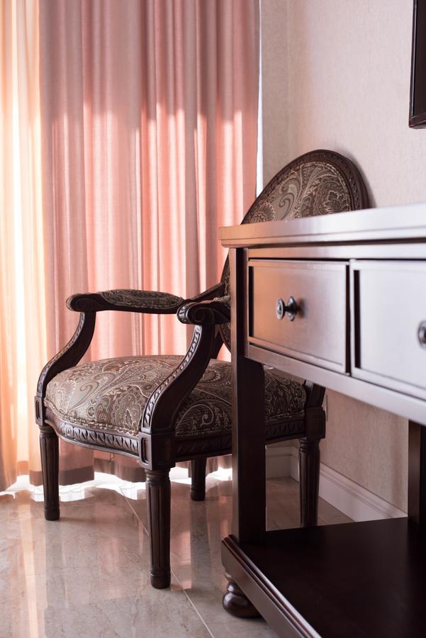 Hotel Cheluskintsev Gagra Esterno foto